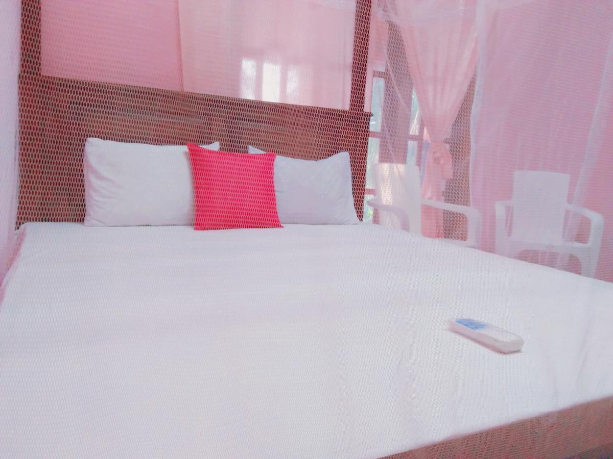 Tharurashmi Sea Pond Villa & Surf Hostel - Hiriketiya 迪克韦勒 外观 照片